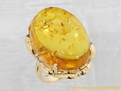 コハク 推定10ct リング