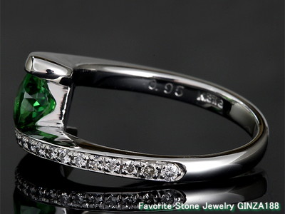 Tsavorite (Green Grossular Garnet) 0.95ct Ring